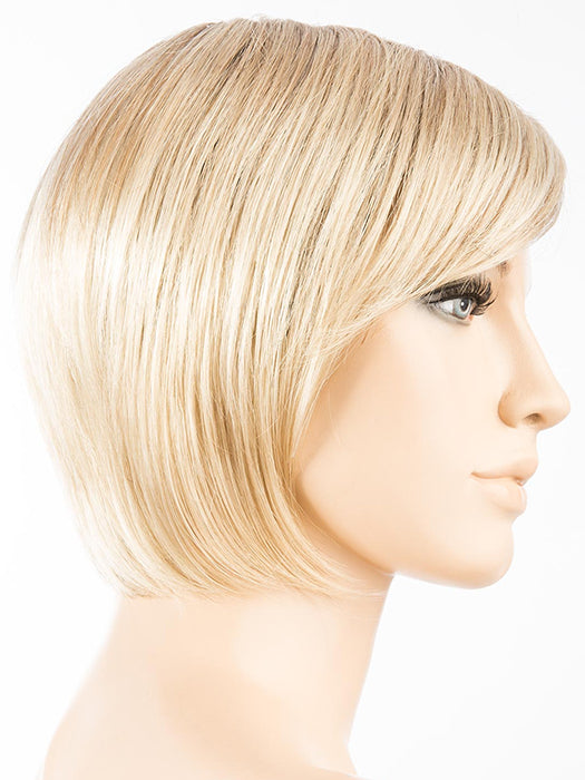 CHAMPAGNE ROOTED 22.25.26 | Lightest Pale Blonde and Lightest Golden Blonde with Winter White Blend and Shaded Roots