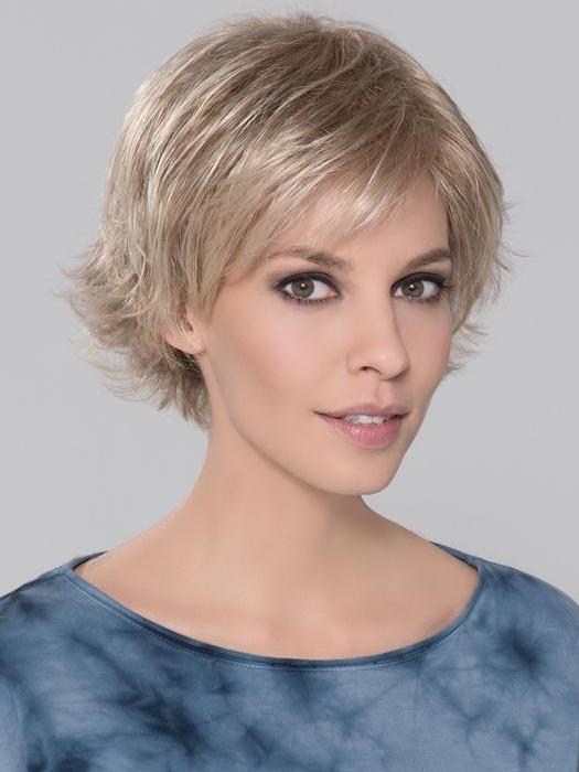 DATE MONO by ELLEN WILLE in CHAMPAGNE ROOTED 24.22.14 | Lightest Ash Blonde and Light Neutral Blonde with Medium Ash Blonde Blend and Shaded Roots
